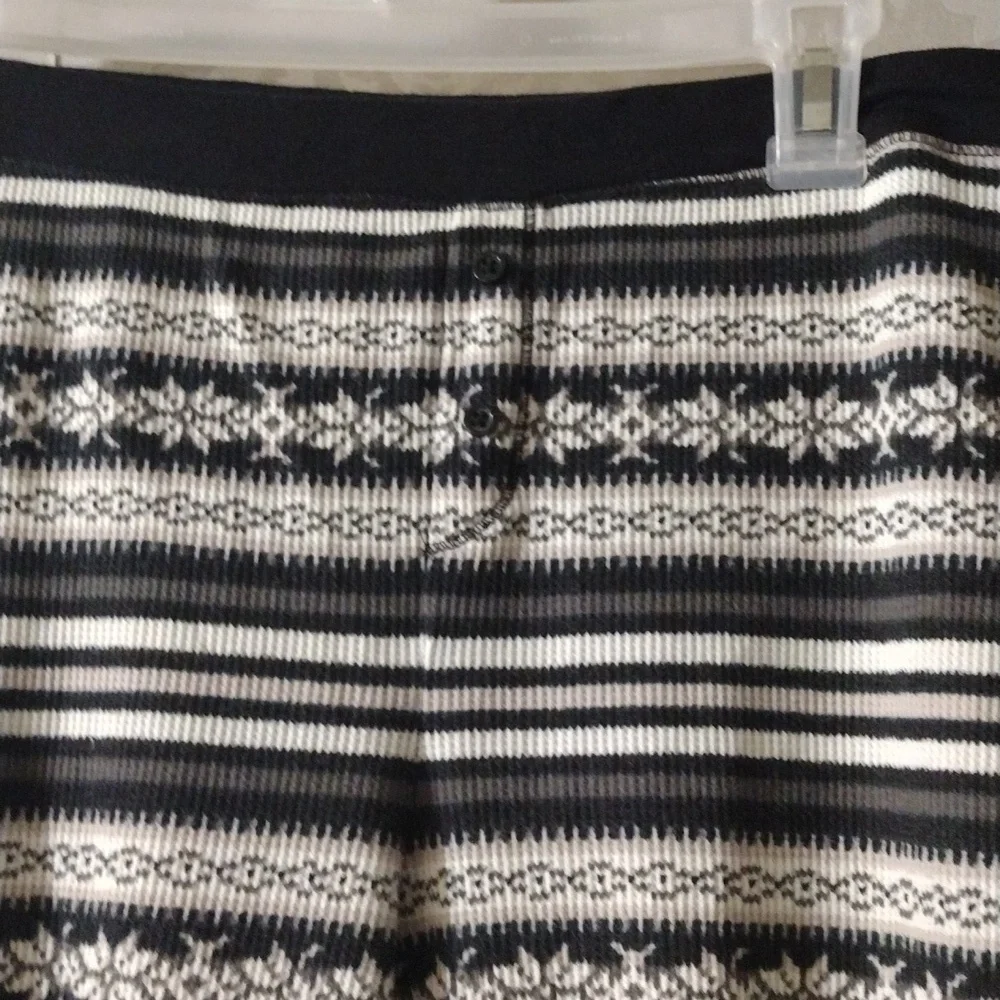 Old navy boy's pajama bottoms L
